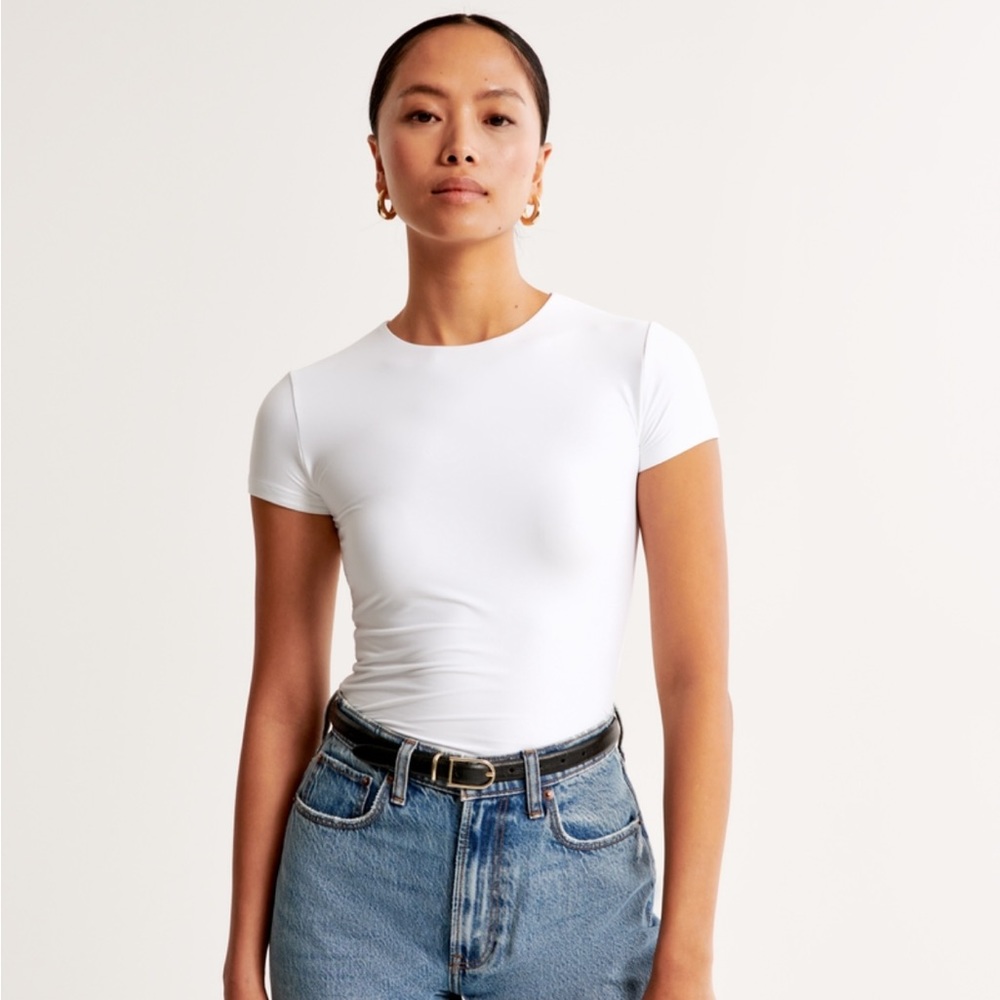 Abercrombie Soft Matte Seamless Tuckable Baby Tee in White